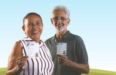 Assistência Social de Penedo entrega Carteira do Idoso para transporte gratuito neste sábado (13)