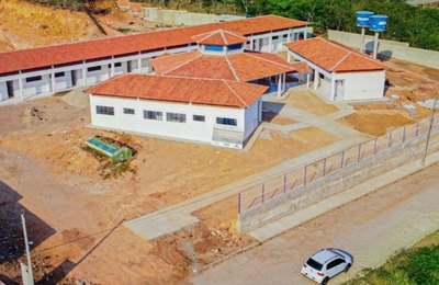 Arapiraca: Obras da escola do Arnon de Mello estão com mais de 90% dos serviços executados