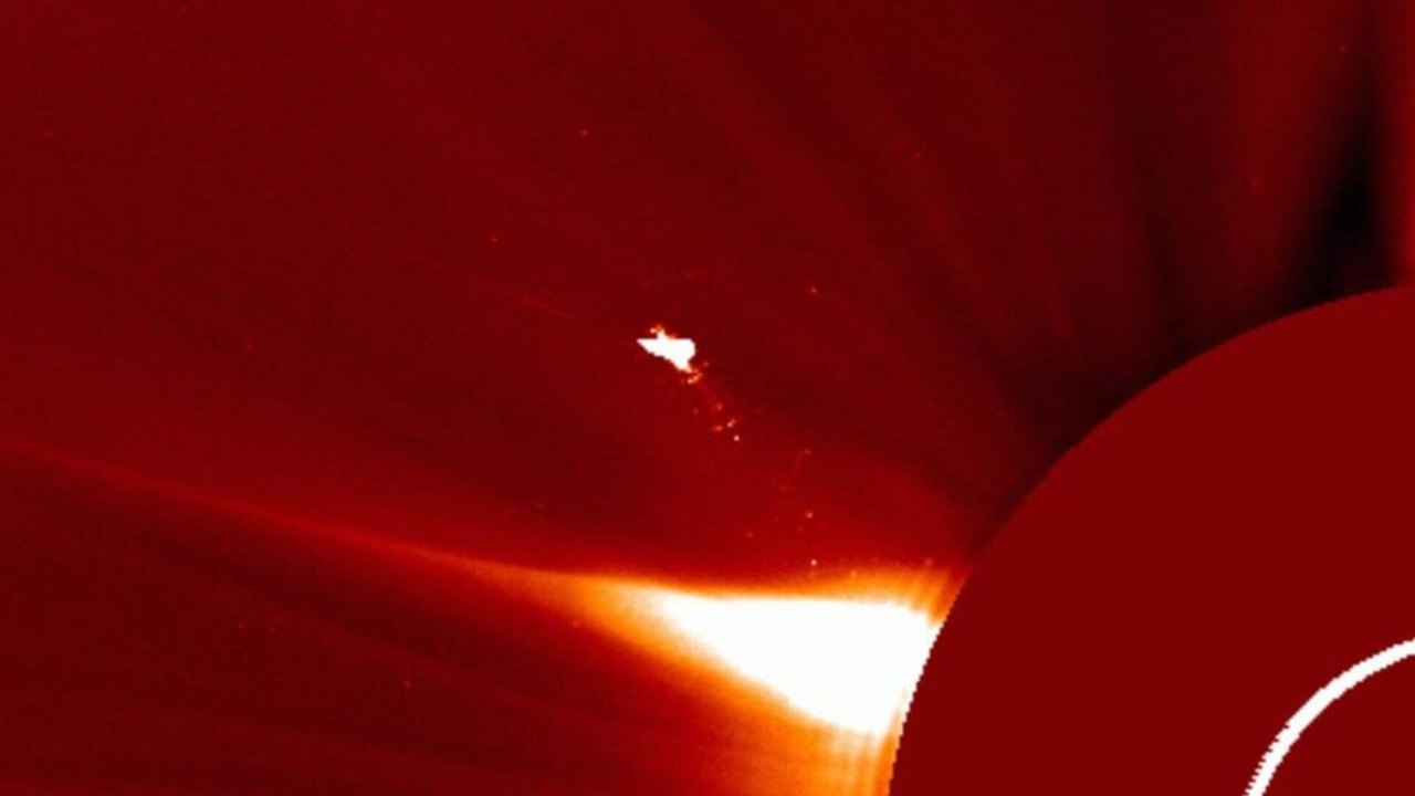 Ave no espaço? Astrônomos russos encontram objeto peculiar maior que a Terra perto do Sol