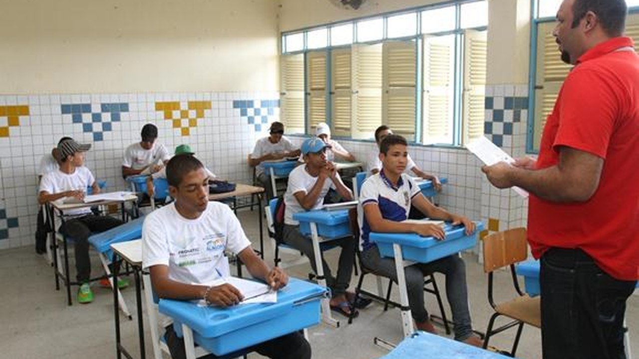 DO traz convocação de professores para o Pronatec
