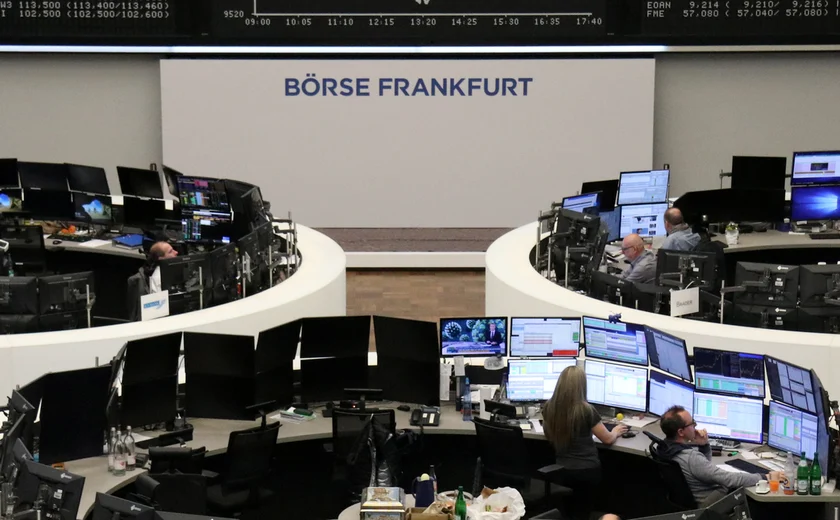 Bolsas da Europa sobem, com máximas em Londres e Frankfurt, após Reino Unido superar recessão