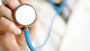 médico
