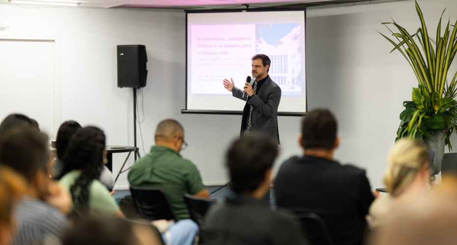 Servidor do TRE orienta profissionais da comunicação sobre a cobertura jornalística no período eleitoral