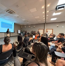 Vigilância Sanitária capacita ambulantes que atuarão na orla marítima de Maceió