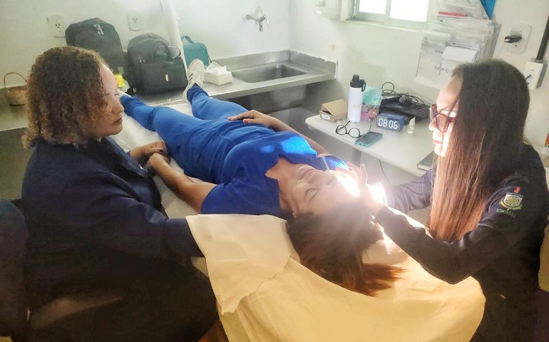 Terapias Integrativas inovam saúde do trabalhador no Hospital Helvio Auto