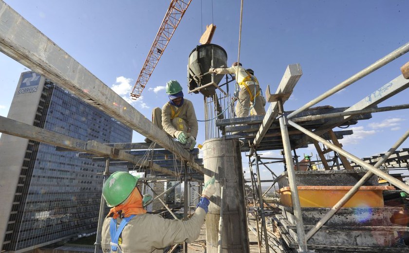Indústria da construção criou 72 mil empregos e teve 6.732 novas empresas em 2020