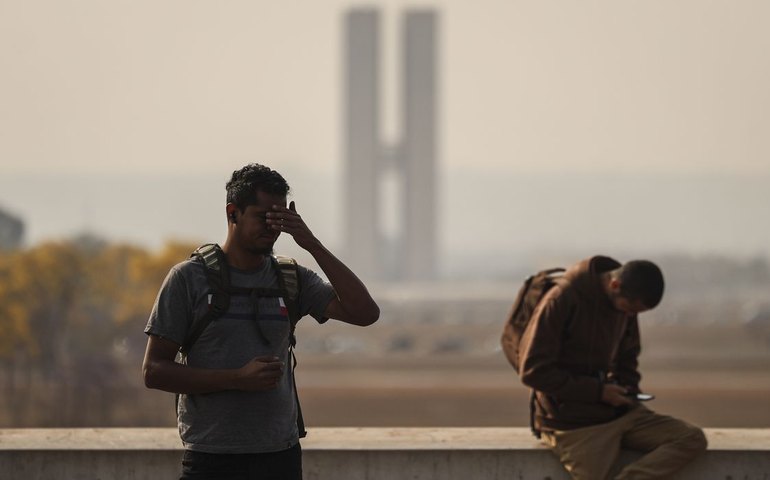 Inmet: baixa umidade traz grande perigo neste domingo