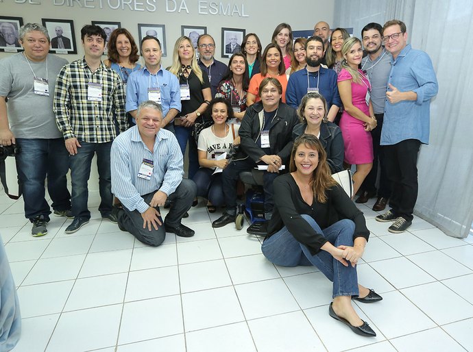 Palestra aborda uso de redes sociais e pronunciamento das fontes na Lava Jato