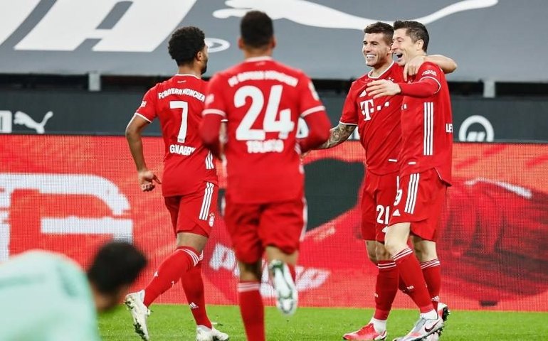 Bayern de Munique e Milan finalizam pré-temporada com vitória em amistosos