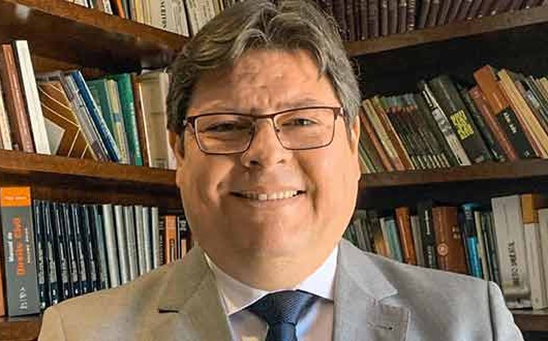 Governador do Rio escolhe o mais votado para chefiar MP estadual