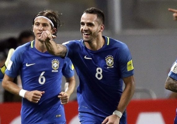 Brasil vence o Peru, dispara na liderança e encaminha vaga na Copa