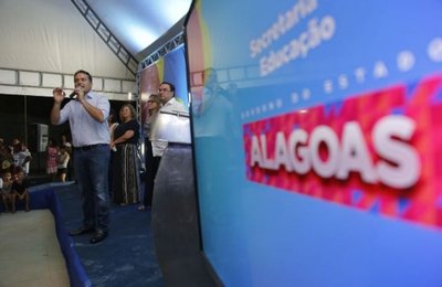 Renan Filho entrega mais um ginásio em Maceió e destaca avanços na Educação