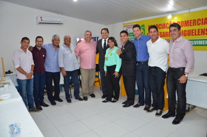 Prefeito George Clemente participa da reinauguração da Sala do Empreendedor