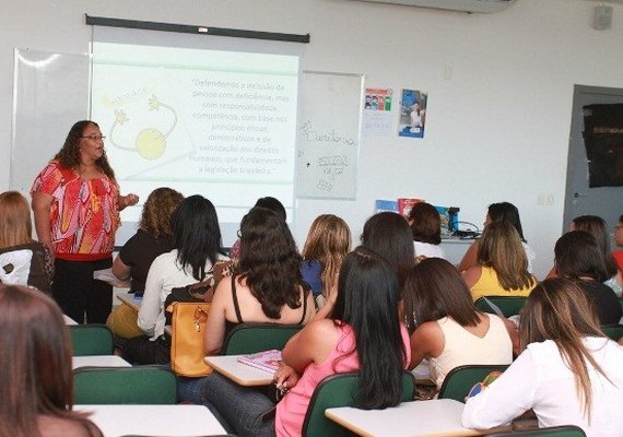 Palestra sobre glaucoma inicia ações de prevenção do Ipaseal Saúde