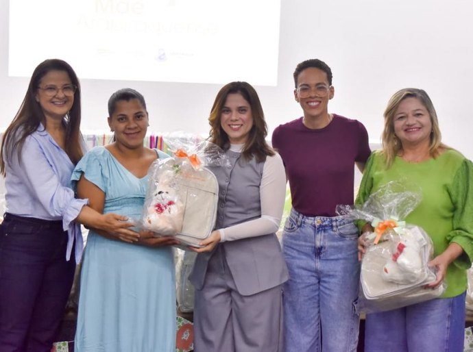 Acolhimento e cuidado marcam entrega de enxovais para futuras mamães em Arapiraca