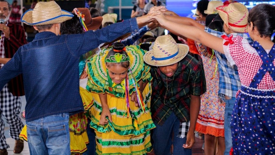 24º Festival Junino da Educação reúne cerca de dois mil alunos de 30 escolas de Maceió