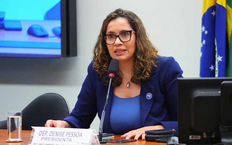 Participantes de debate listam avanços e desafios para a representação feminina na política brasileira