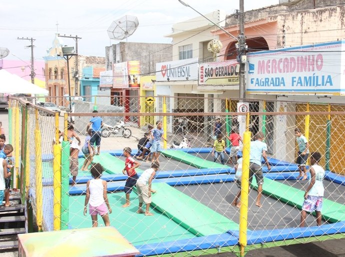Campo Alegre: alunos da rede pública e do serviço de convivência participam de colônia de férias