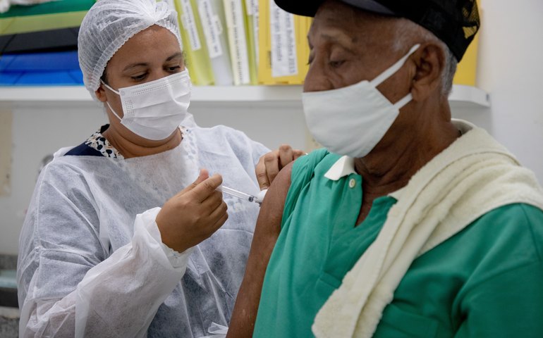 PAM Salgadinho disponibiliza vacinação contra Influenza aos sábados durante todo este mês