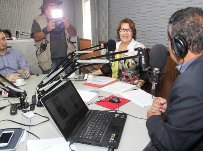 Célia anuncia mais investimentos em Educação e Saúde