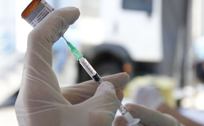 Novavax recebe US$ 1,6 bi dos EUA para vacina contra covid-19