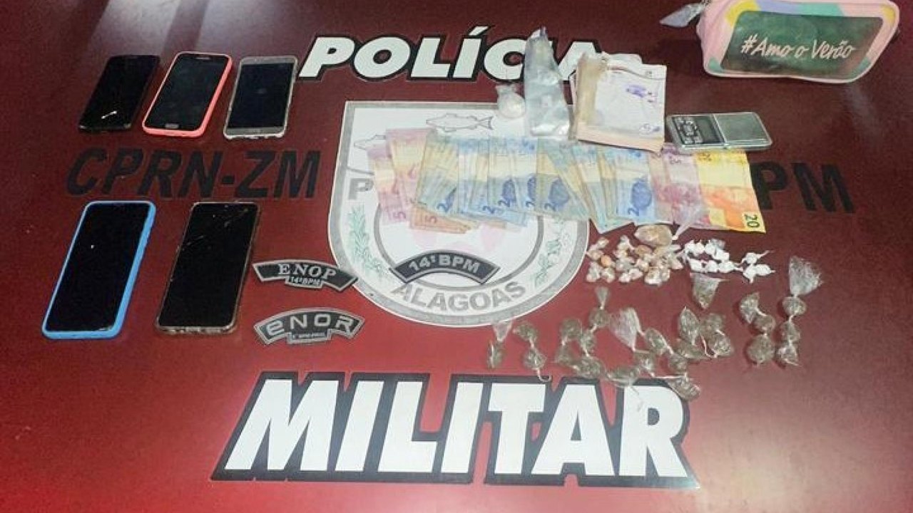 PM apreende armas de fogo e drogas em Arapiraca e Joaquim Gomes