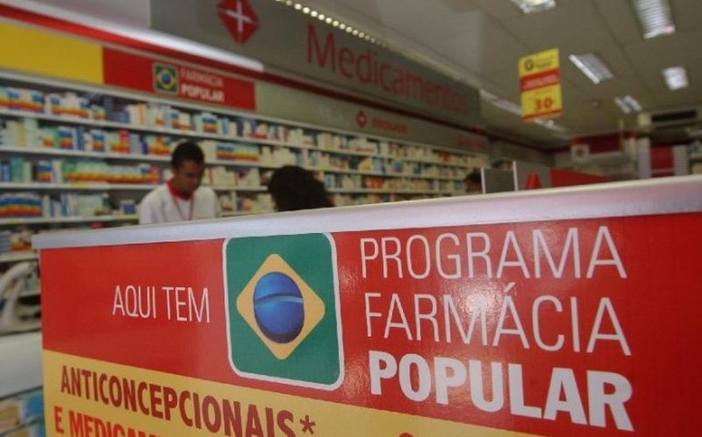 Beneficiários do Bolsa Família terão acesso gratuito a todos os medicamentos do Farmácia Popular