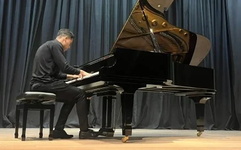 Estudante da Ufal conquista destaque nacional em concurso de piano em São Paulo