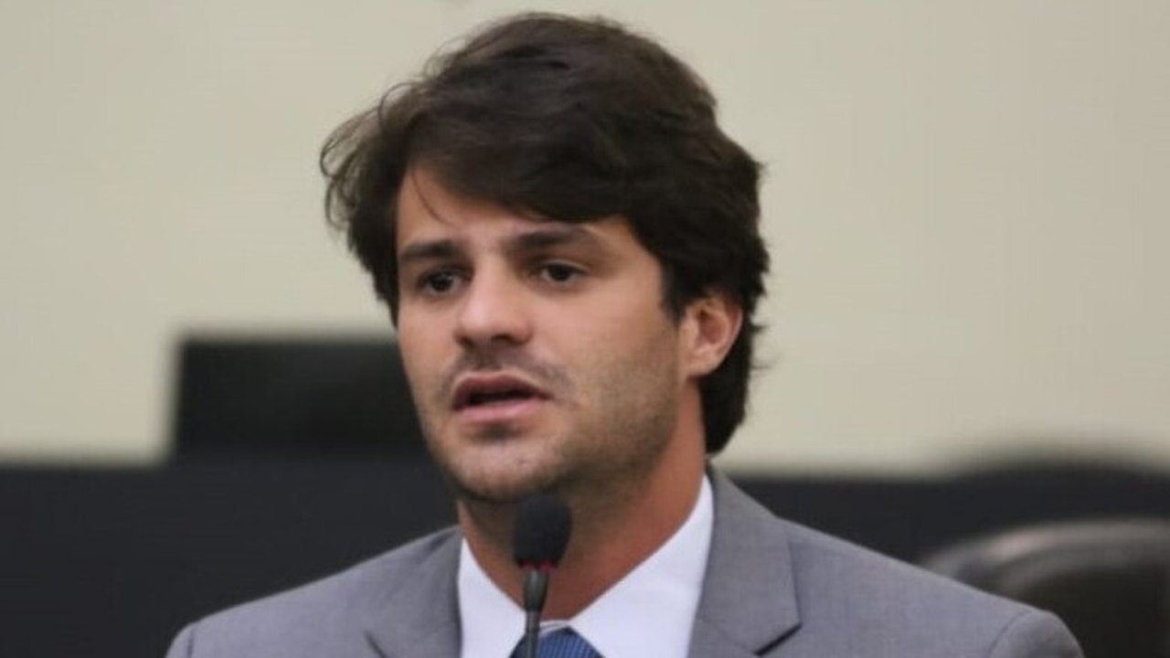Breno Albuquerque solicita construção de creche em Olho D’Água Grande