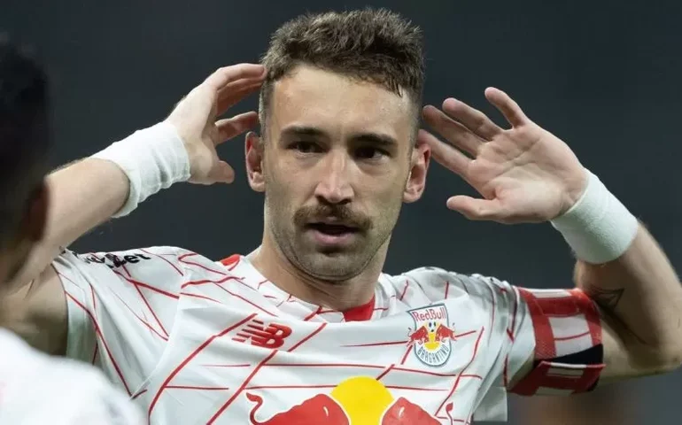 Léo Ortiz se despede do Red Bull Bragantino, desembarca no Rio e fala como jogador do Flamengo