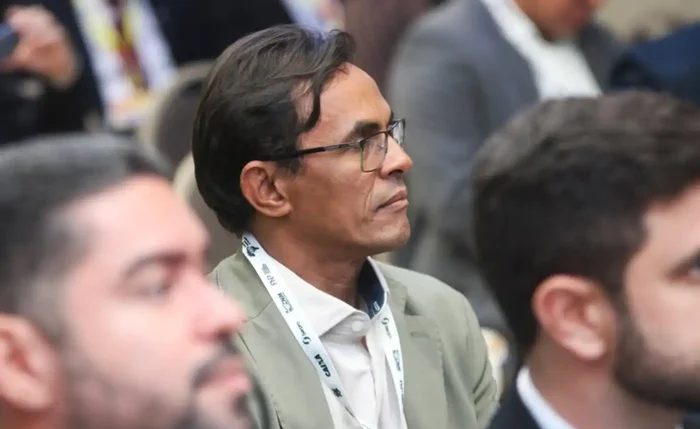 Prefeito Marcos Silva, de Messias, foi multado por manter publicidade institucional durante período proibido