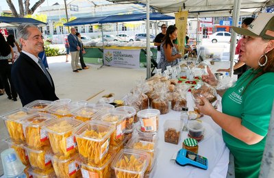 Feira Sustentável do TJAL promove empreendedorismo e alimentação orgânica