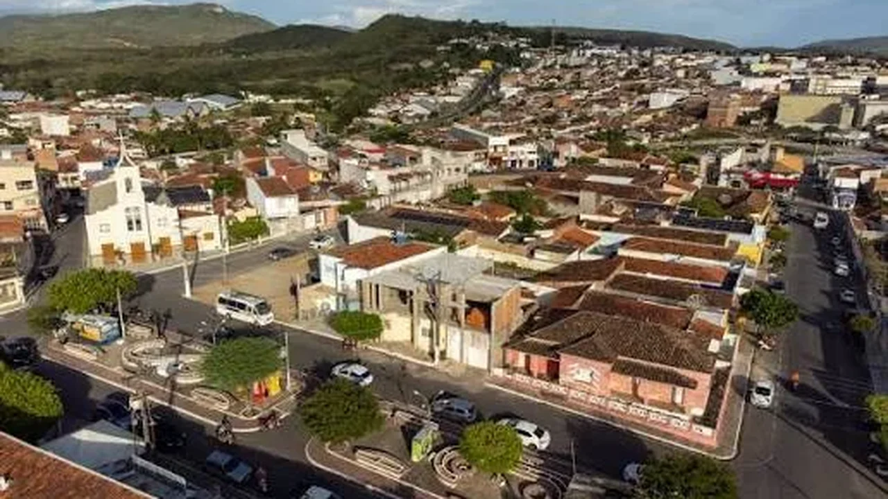 Santana do Ipanema pode alcançar 38°C com risco de desidratação