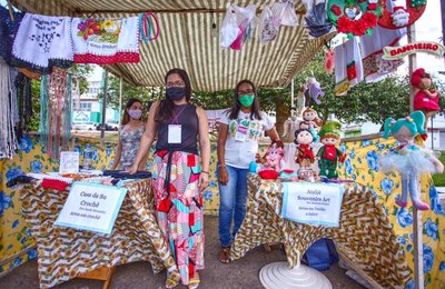 Comercialização de produtos e apresentações culturais marcam 3ª Feira do Artesanato em Arapiraca