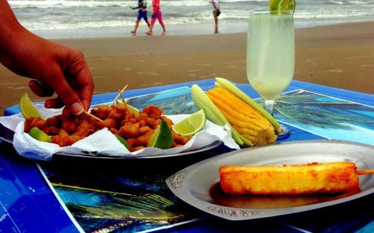 Rafael Tonon traz história da alimentação com humor e texto saborosos