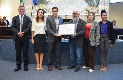 Assembleia Legislativa homenageia professor Emerson Soares com título de Cidadão Alagoano