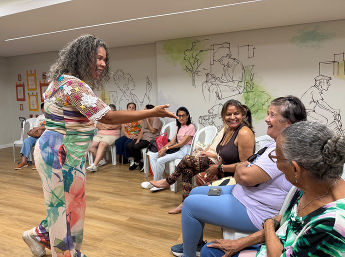 Projeto do Sesc Alagoas usa teatro para estimular envelhecimento ativo