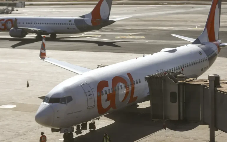 Venezuela revoga licença de Gol e Latam para operar no país em meio à tensão com os EUA
