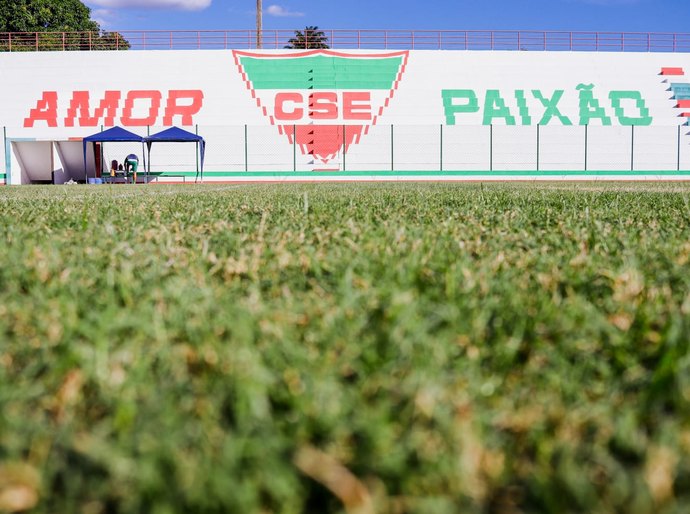 Prefeitura de Palmeira iniciará primeiros testes da nova iluminação do Estádio Municipal