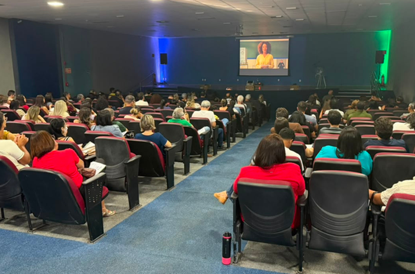 Mesários da 2ª Zona Eleitoral participam de treinamento para as Eleições 2026