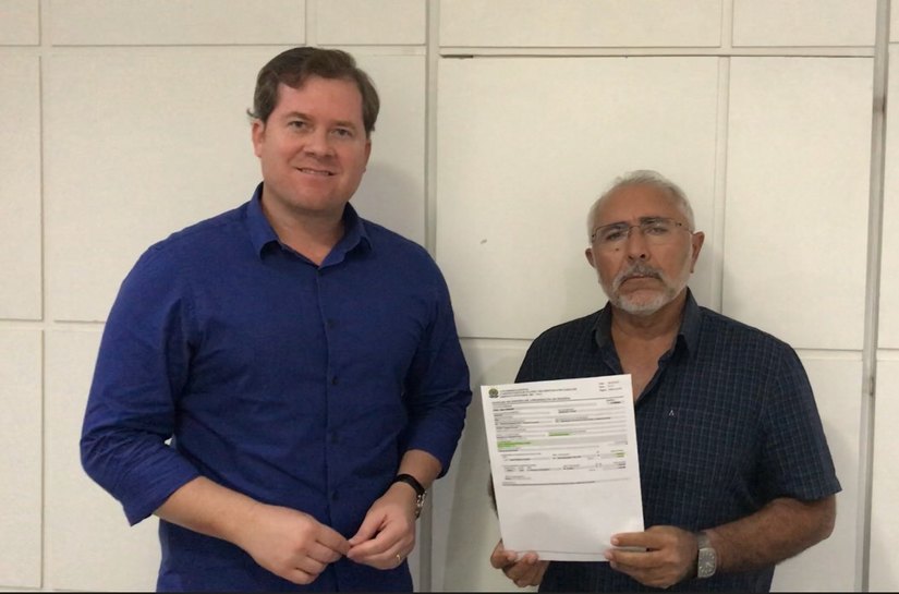 Marx Beltrão garante R$ 2,9 mi para a área de saúde de Delmiro Gouveia