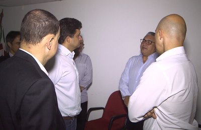 Prefeito Rui Palmeira recebe diretrizes do CAF para o Revitaliza Maceió
