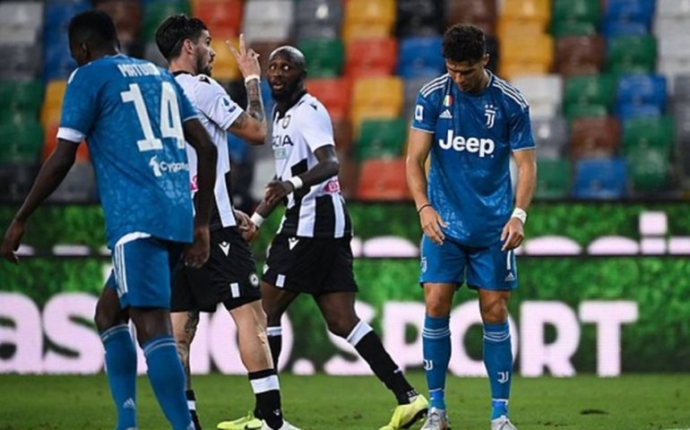 Udinese faz 4 a 0 na Roma e assume 4º lugar no Campeonato Italiano