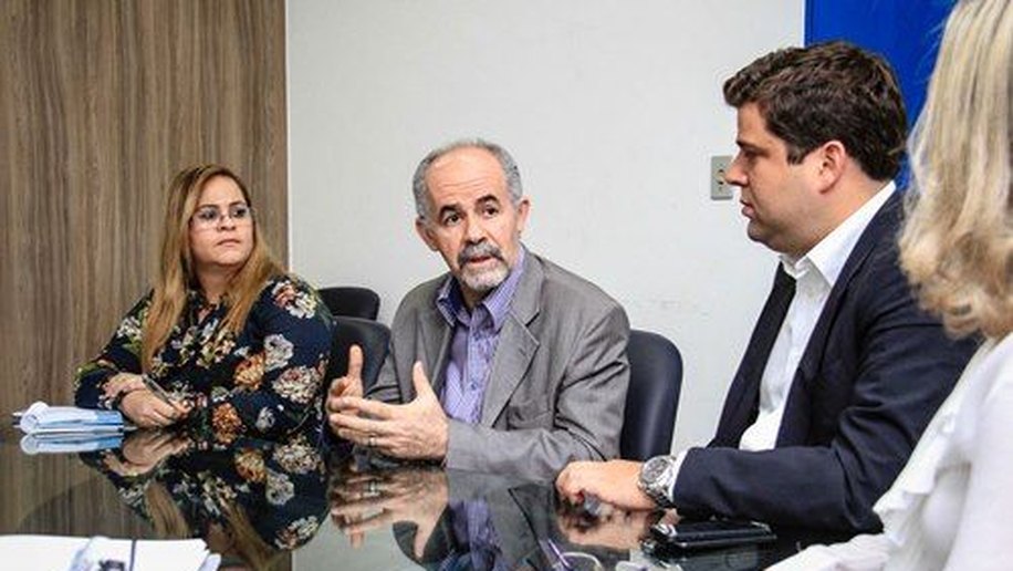 Vice-prefeito debate mobilidade urbana com Governo do Estado