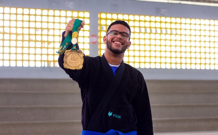 Victor Leite: estudante da rede estadual coleciona títulos no jiu-jitsu