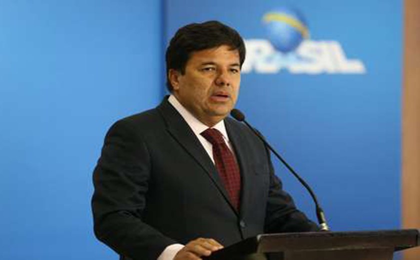 Ministro diz que governo não vai recuar em PEC dos Gastos e MP do Ensino Médio