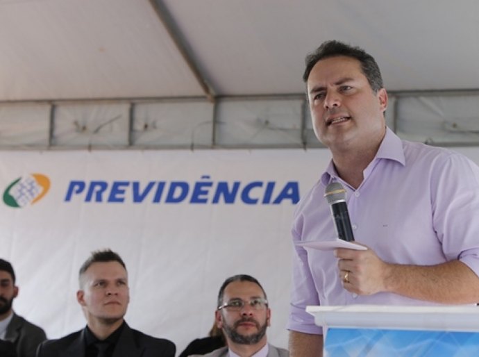 Obras estruturantes são anunciadas pelo governador, em Passo de Camaragibe