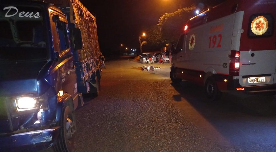 Motociclista morre após colidir com caminhão na Rodovia SE-459 em Lagarto / Foto: Foto: BPRv/SE