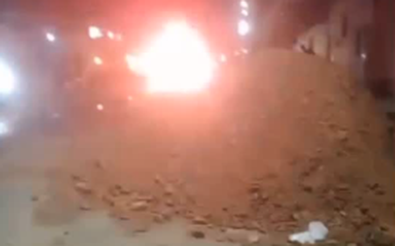 Motociclista fica ferido após derrapar em barro acumulado na pista em Arapiraca