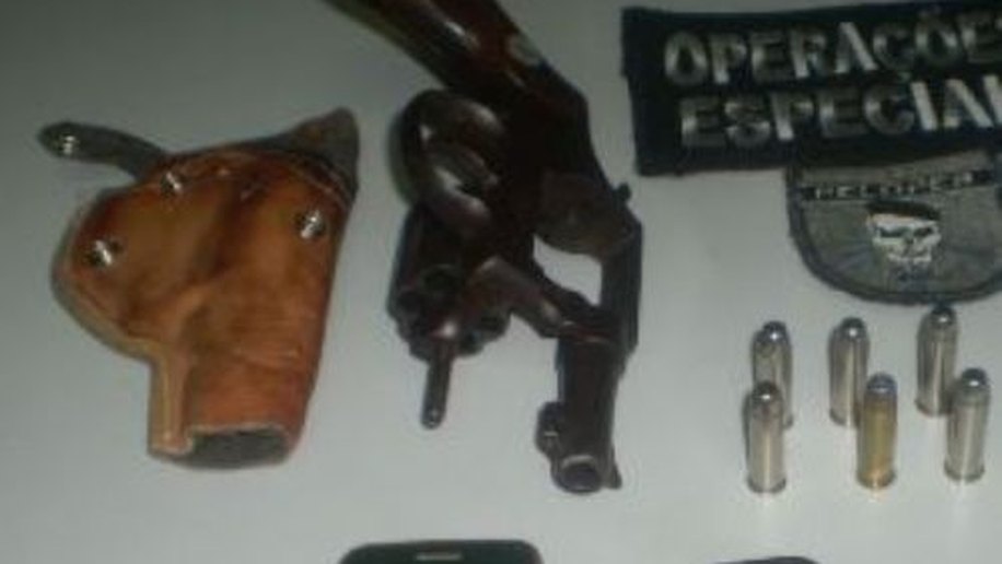 3º BPM prende empresário com arma em um bar